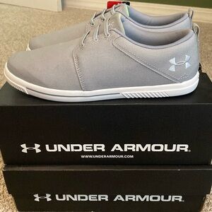 NWT! Under Armour Size 9 Street Encounter IV Grey